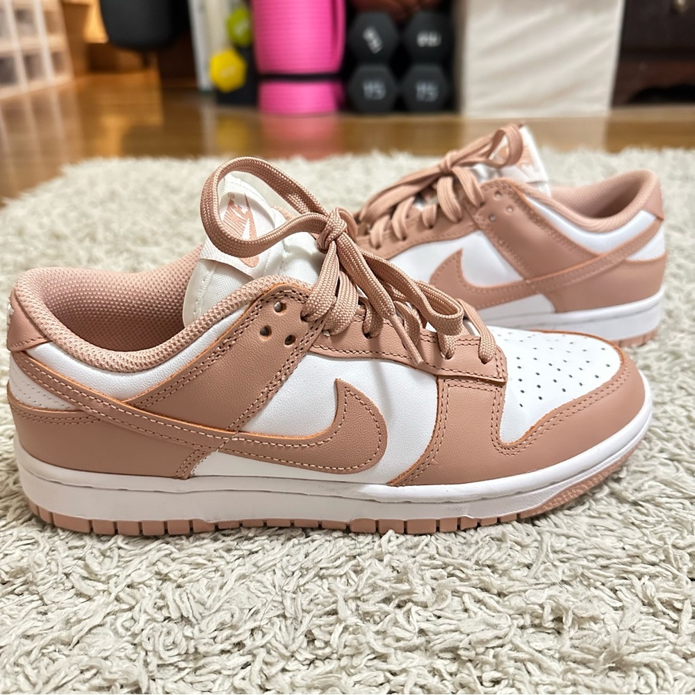 Used Authentic 7.5 Women’s Nike Dunk Low Rose Whisper